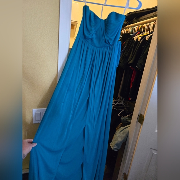 Dress - Picture 2 of 2